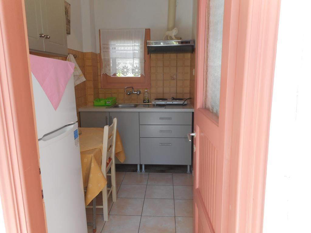Pension Galazios Kolpos Patitiri Exterior foto